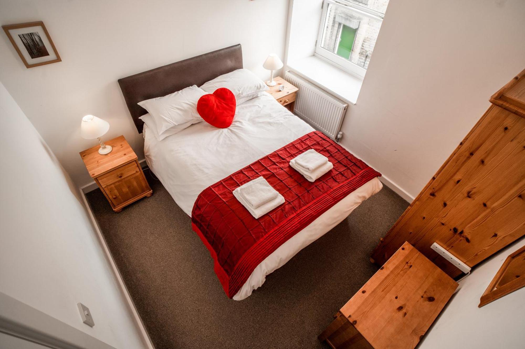 The Torrs Apartments New Mills Esterno foto